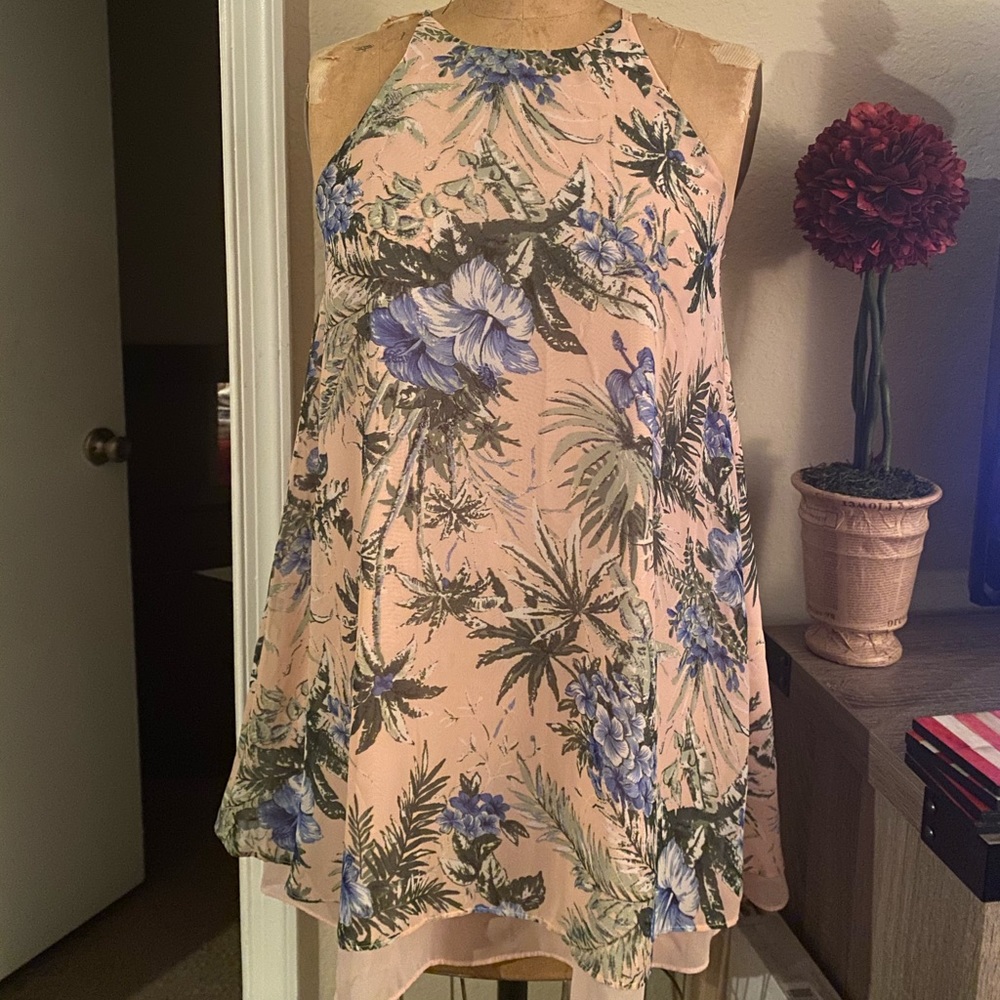 Flowy Dress (Medium)
